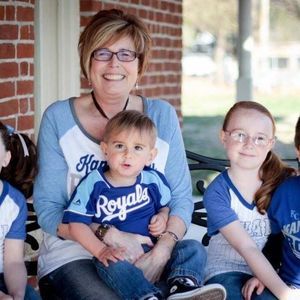 Meet your Posher, Debbie